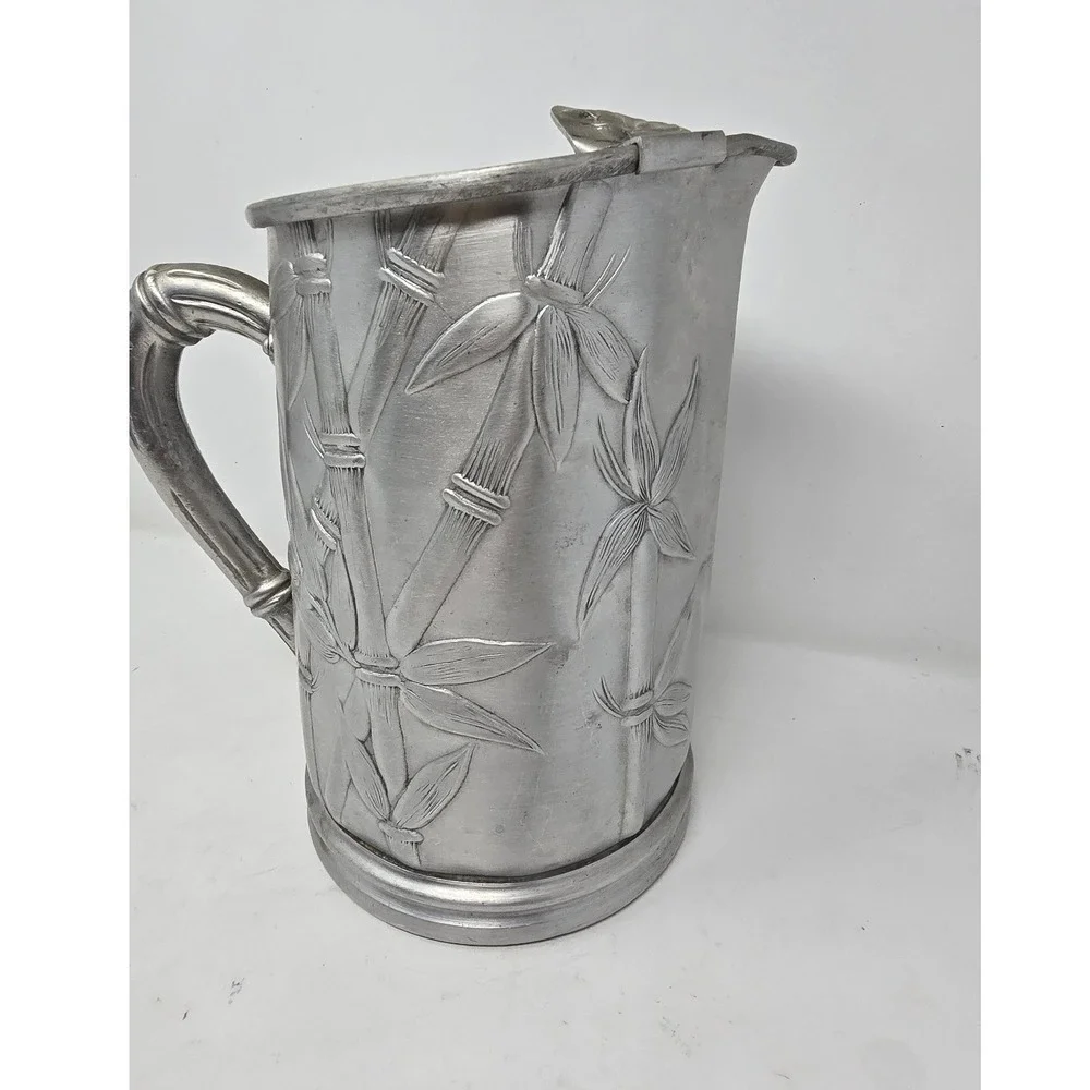 Vtg Everlast MCM aluminum hammered pitcher Bamboo design ice guard tiki barware